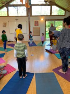 kids yoga class